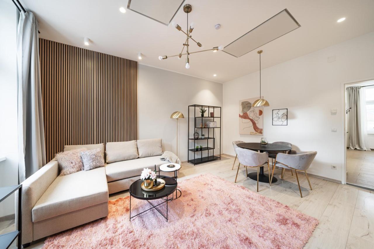 Zeus Design Apartments Виена Екстериор снимка