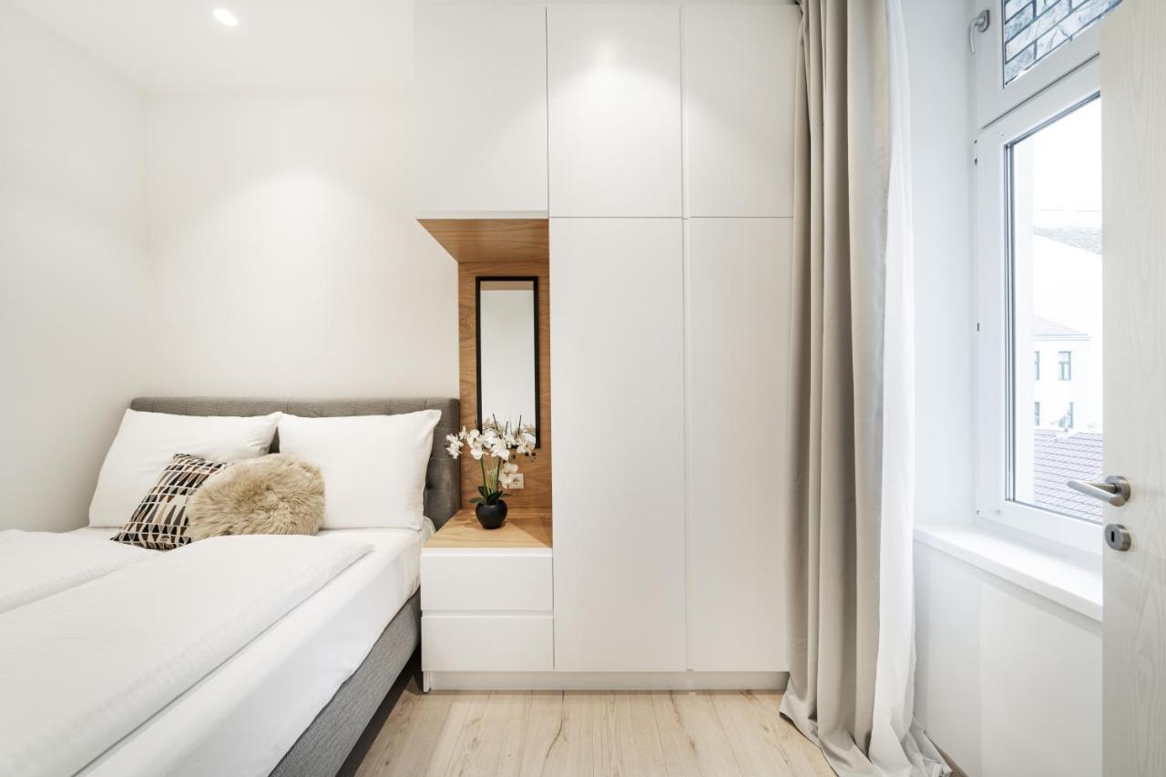 Zeus Design Apartments Виена Екстериор снимка