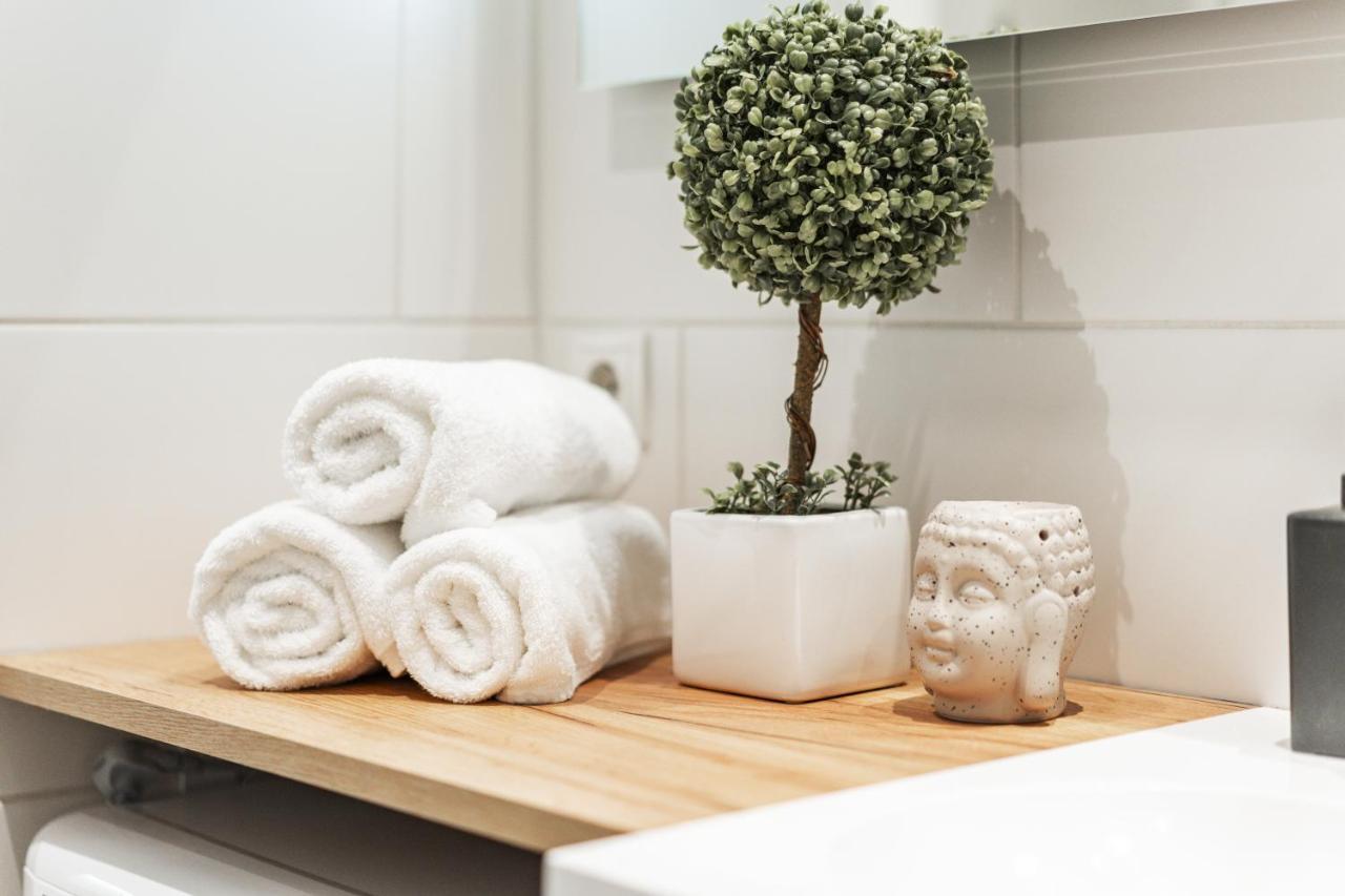 Zeus Design Apartments Виена Екстериор снимка