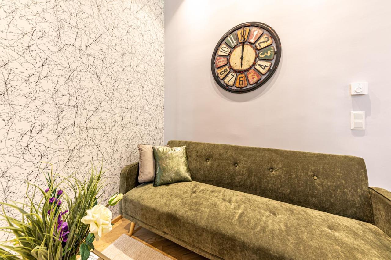 Zeus Design Apartments Виена Екстериор снимка